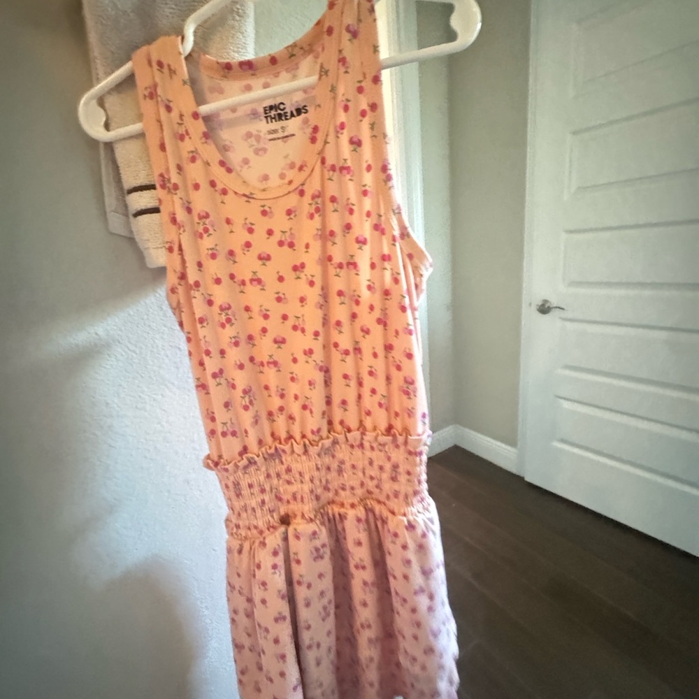Epic Threads Peach Floral Sleeveless Dress